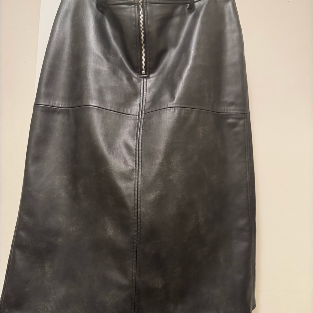 Zara Black Pencil Skirt Knee-Length Workwear